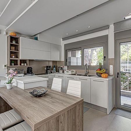 Deluxe & Modern Apartment In 아테네 외부 사진